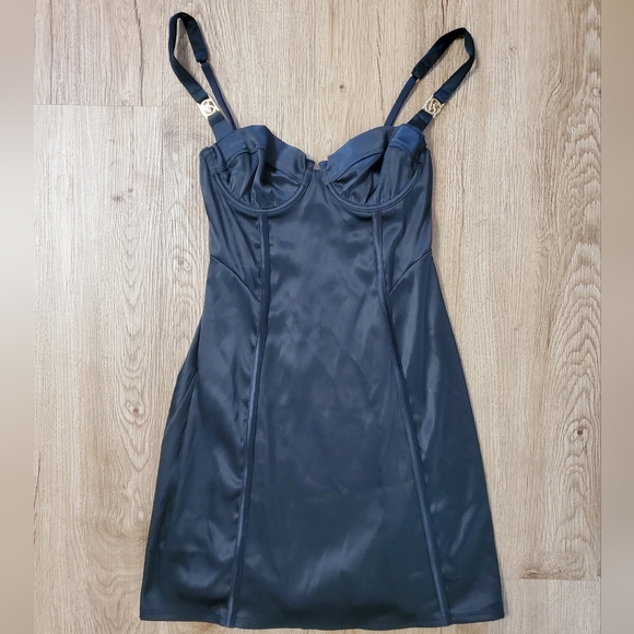 Victoria secret lingerie SKU958 - Picture 1 of 4